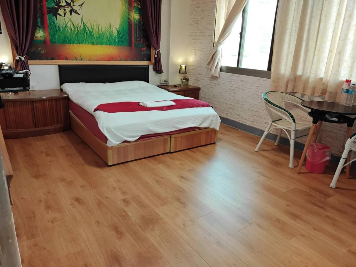 Tainan Suite II Buitenkant foto